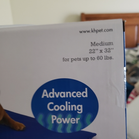 K&H Dog Cooling Bed - Picture 6 of 6